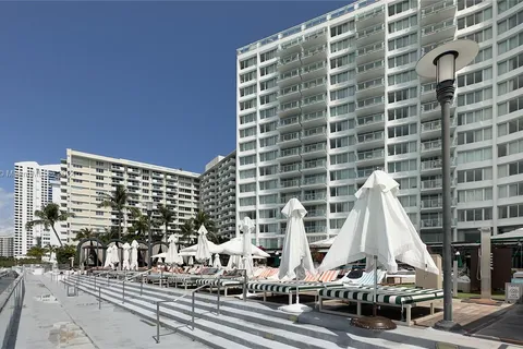 1100 West Ave # 506, Miami Beach FL 33139