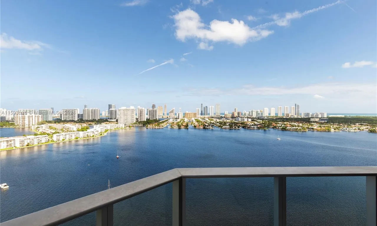 17301 Biscayne Blvd # 10, North Miami Beach FL 33160