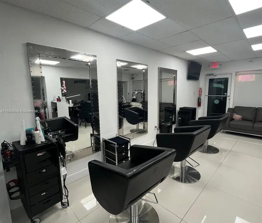 Beauty Salon Nail and Spa for Sale, Coconut Grove FL 33133