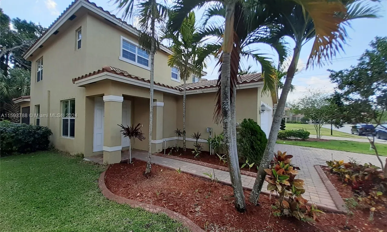 8133 Mariposa Grove Cir, West Palm Beach FL 33411