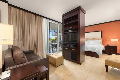 1437 Collins Ave # 327, Miami Beach FL 33139
