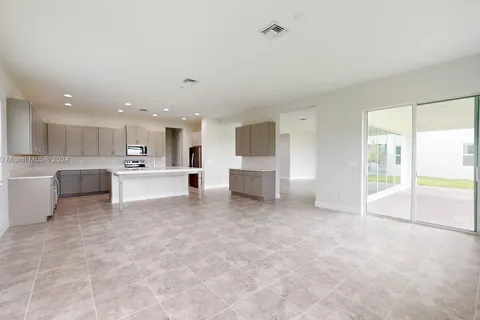 5338 Liberty Ln, Westlake FL 33470