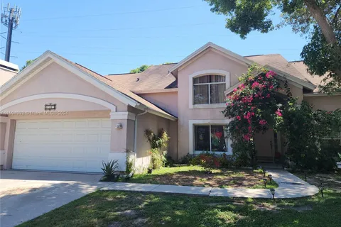 7309 Yardley Way, Other City - In The State Of Florida FL 33647