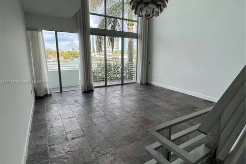 171 N Shore Dr # 2, Miami Beach FL 33141