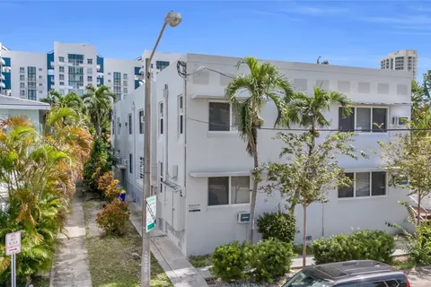 7619 Abbott Ave, Miami Beach FL 33141