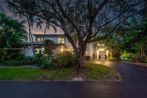 7601 SW 148th Ter, Palmetto Bay FL 33158