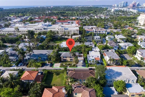 240 Oleander Ave, Palm Beach FL 33480