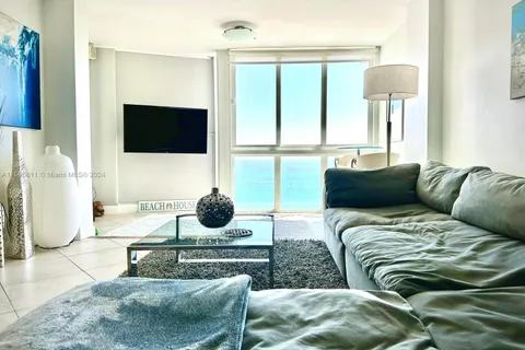 5401 Collins Ave # 1226, Miami Beach FL 33140