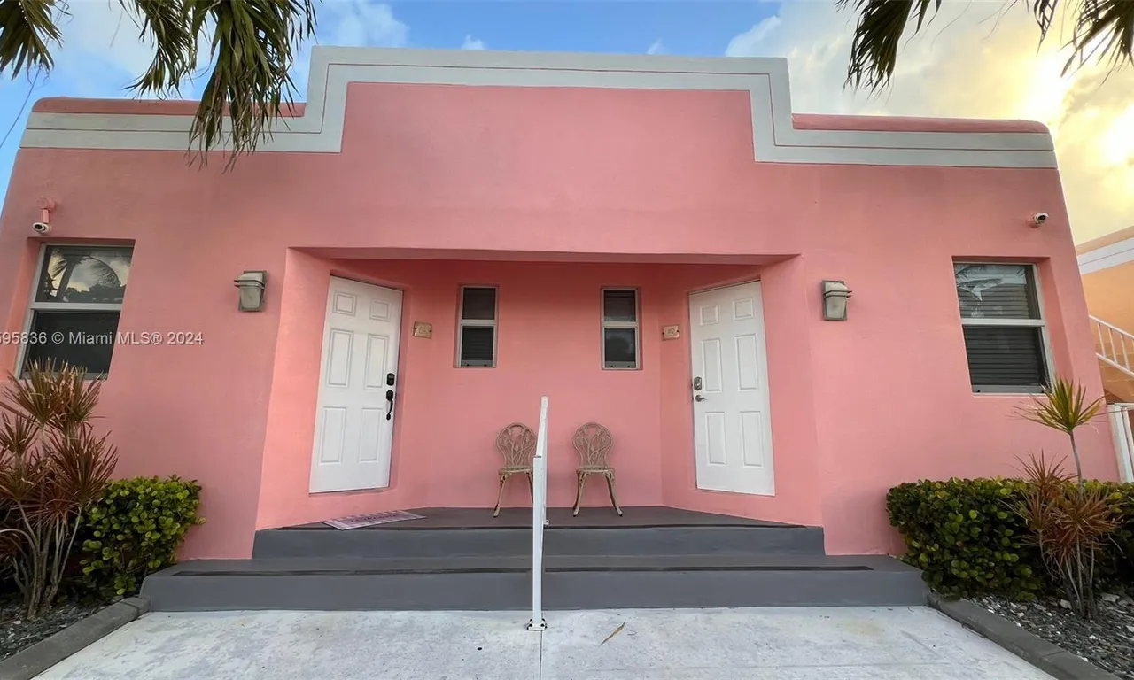 321 Hayes St # 8, Hollywood FL 33019