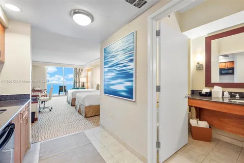 18001 Collins Ave # 1710, Sunny Isles Beach FL 33160