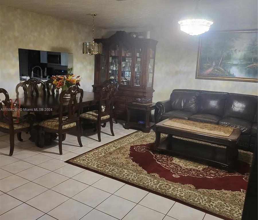 10877 NW 8th St # 10877, Pembroke Pines FL 33026