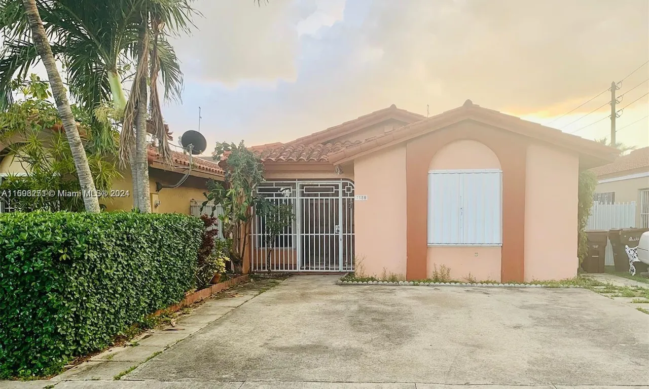 7580 W 29th Ave, Hialeah FL 33018