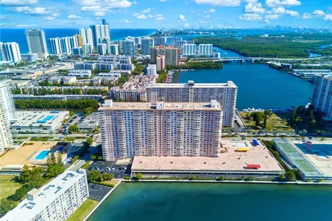 251 174th St # 2305, Sunny Isles Beach FL 33160