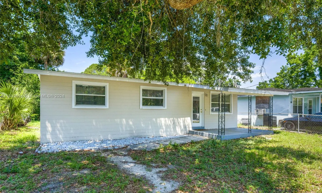 536 ruth St, Other City - In The State Of Florida FL 32114