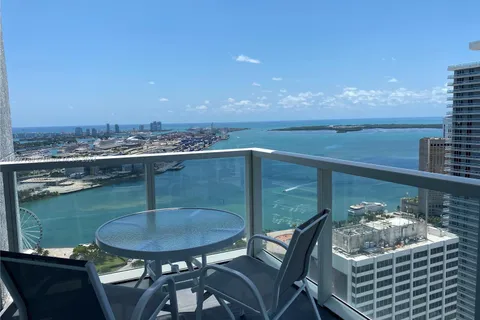 253 NE 2nd St # 4608, Miami FL 33132