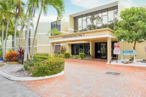 16100 Golf Club Rd # 210, Weston FL 33326