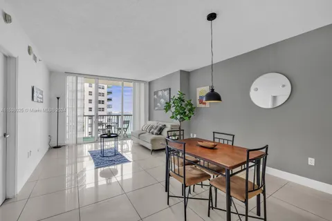 1750 N Bayshore Dr # 3203, Miami FL 33132