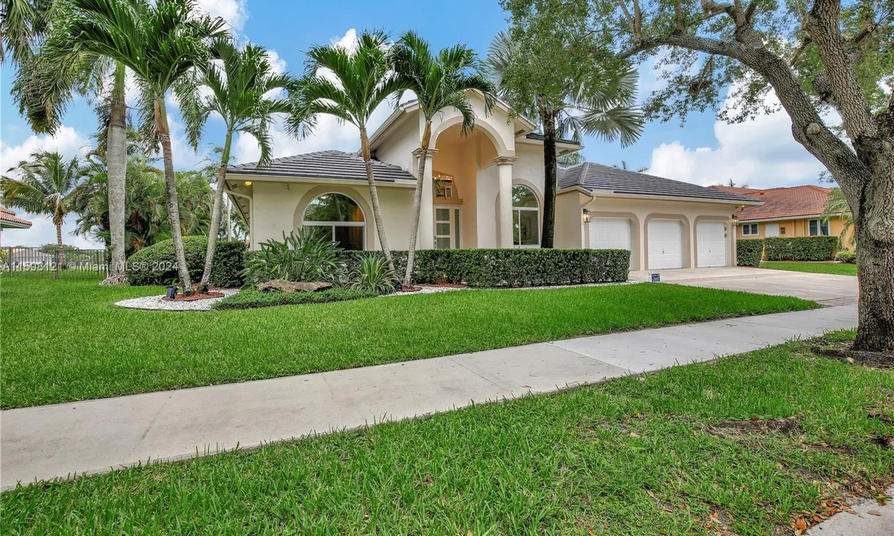 2922 Medinah, Weston FL 33332