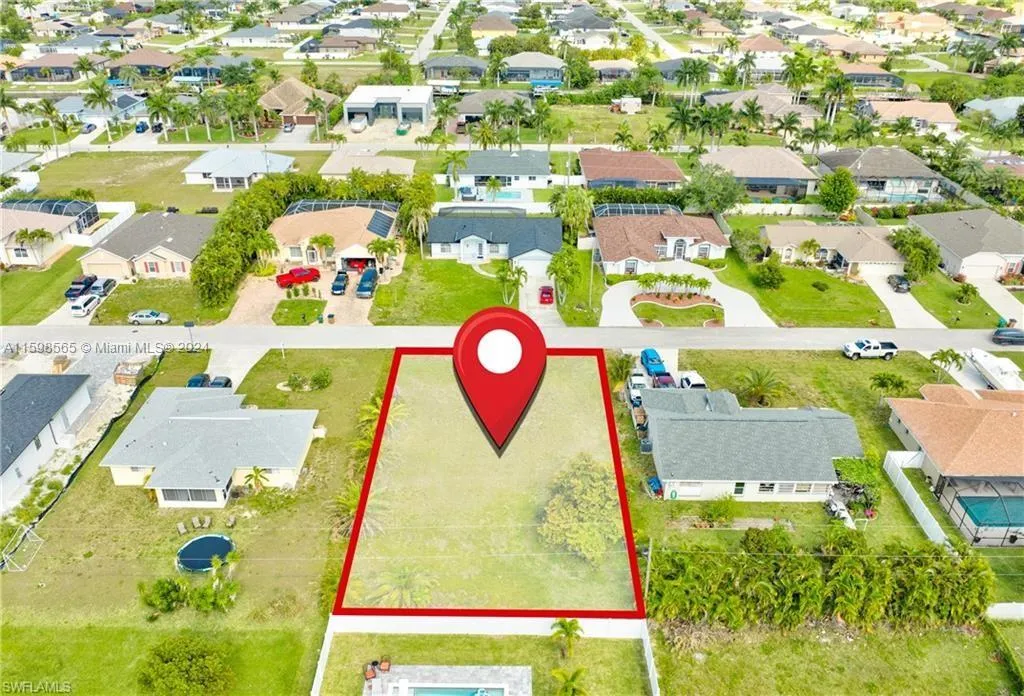 3928 SW 20th Pl, Cape Coral FL 33914