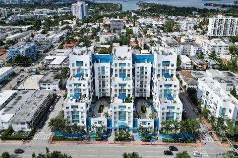 7600 Collins Ave # 1208, Miami Beach FL 33141