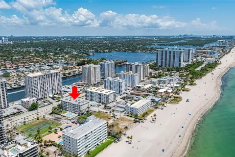 1901 S Ocean Dr # 207, Hollywood FL 33019