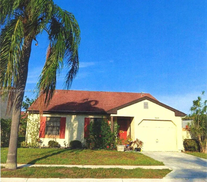 1331 SE Carrington Ct, Port St. Lucie FL 34952