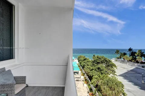 3725 S Ocean Dr # 520, Hollywood FL 33019