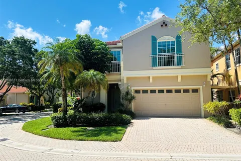 28 Via Verona, Palm Beach Gardens FL 33418