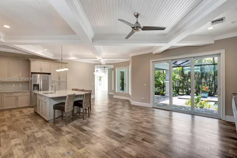 2131 Falls Cir, Vero Beach FL 32967