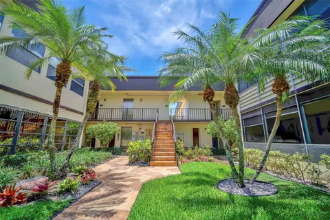 203 Capri, Delray Beach FL 33484