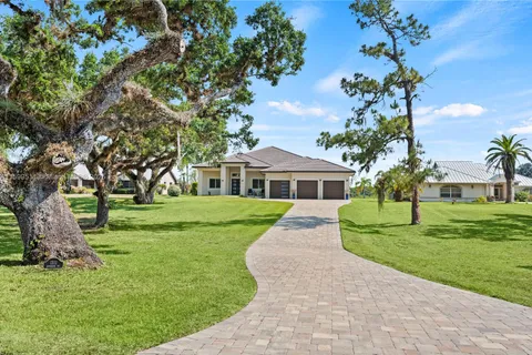 1311 Riverbend Drive, La Belle FL 33935