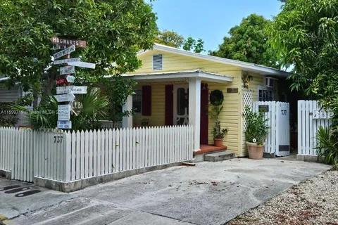 737 Olivia Street, Key West FL 33040