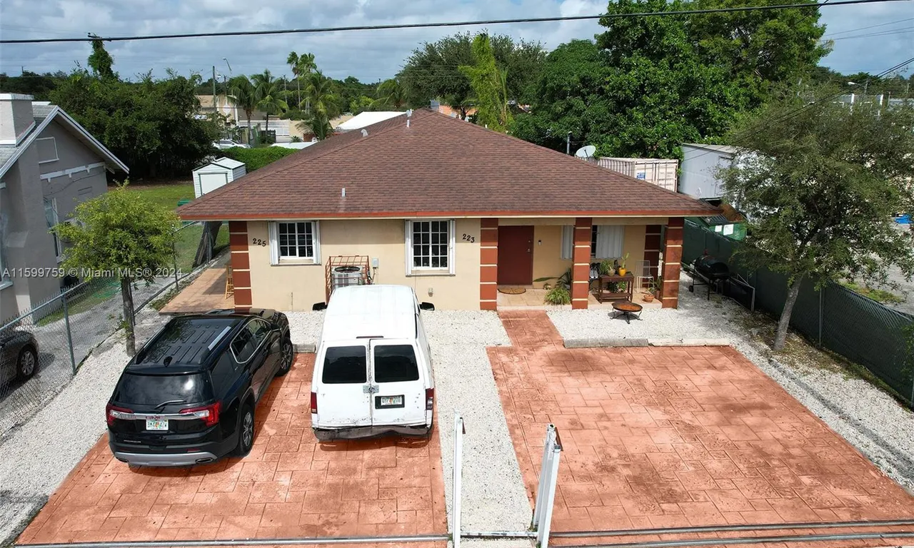 225 NW 53rd St, Miami FL 33127