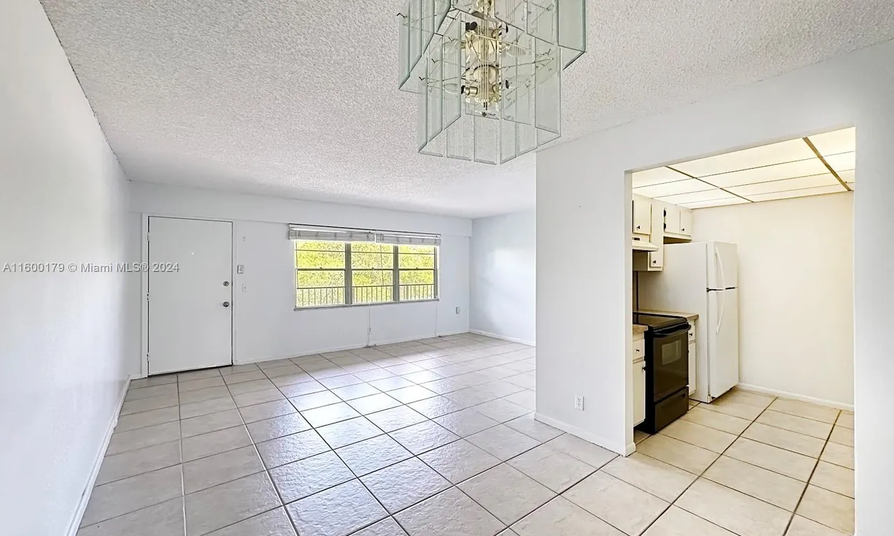 251 SW 132nd Way # 404H, Pembroke Pines FL 33027