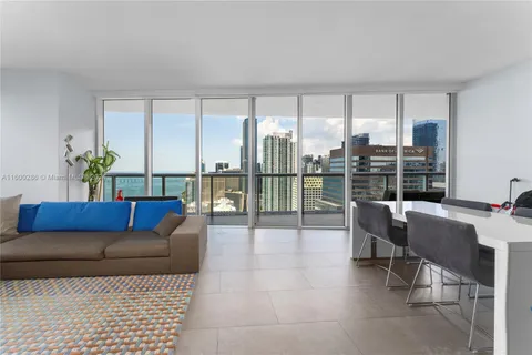 495 Brickell Ave # 3901, Miami FL 33131