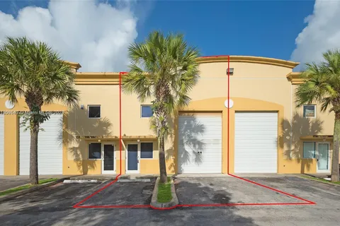 201 SW 2nd Ave # 9, Florida City FL 33034