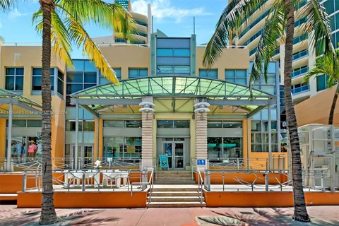 1451 Ocean Dr # 104, Miami Beach FL 33139