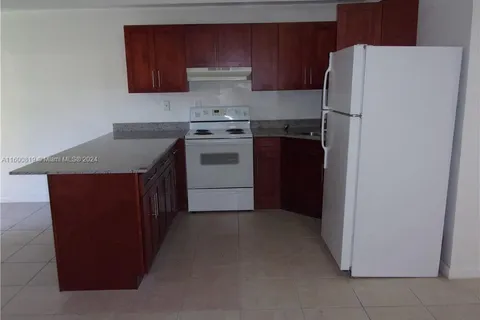 5514 NW 24th St # 5514, Lauderhill FL 33313