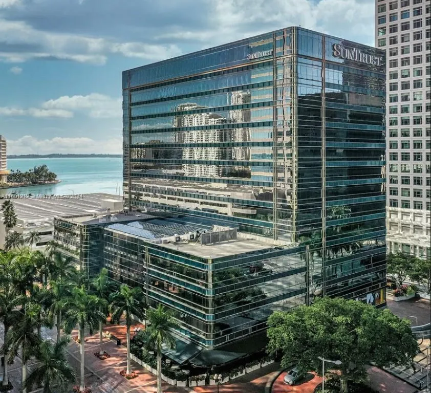 777 Brickell Ave, Miami FL 33131