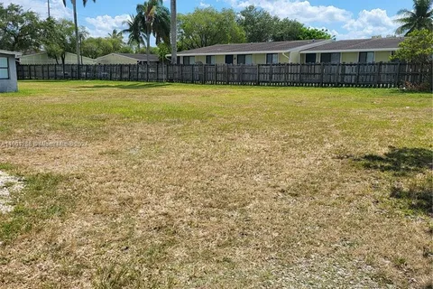 31350 SW 162nd Ave, Homestead FL 33033