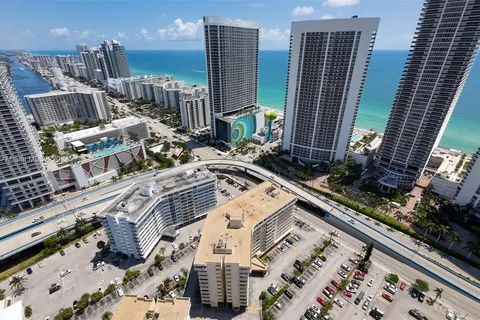 1825 S Ocean Dr # 513, Hallandale Beach FL 33009