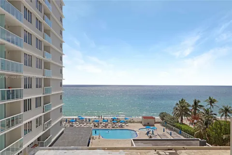 19201 Collins Ave # 447, Sunny Isles Beach FL 33160