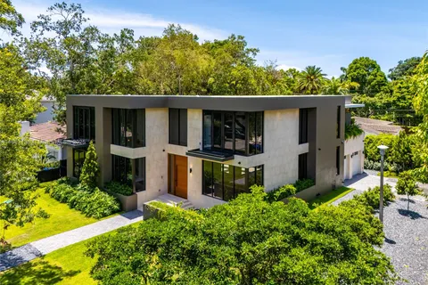 4090 Hardie Ave, Miami FL 33133