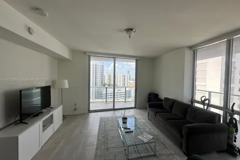 1010 SW 2nd Ave # 1409, Miami FL 33130