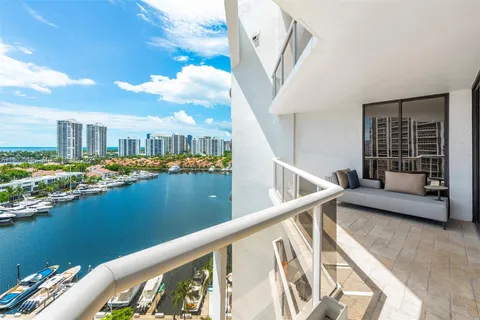 3610 Yacht Club Dr # 1407, Aventura FL 33180