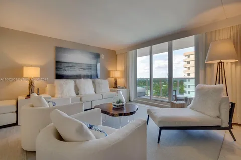 102 24 ST # 1207, Miami Beach FL 33139