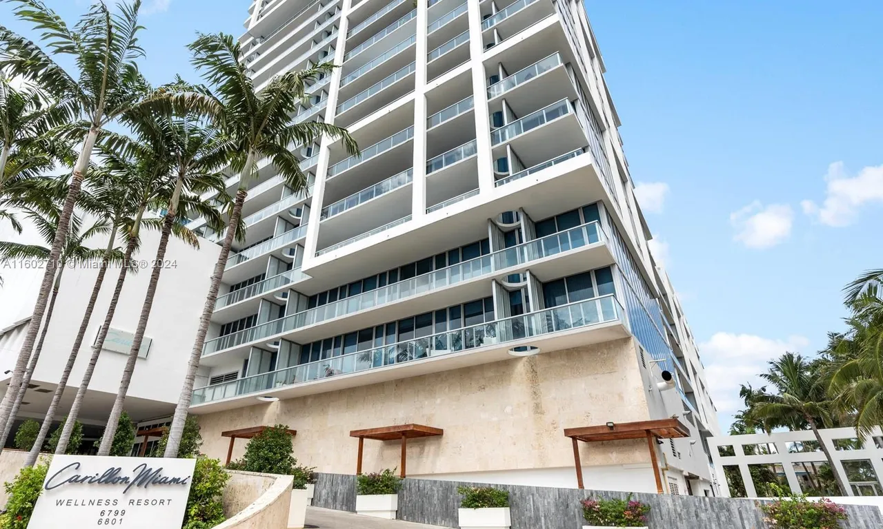 6799 Collins Ave # 702, Miami Beach FL 33141