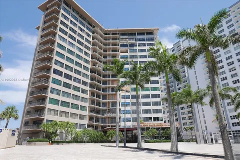 3800 Galt Ocean Dr # 709, Fort Lauderdale FL 33308