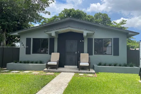 1960 NW 50th St, Miami FL 33142