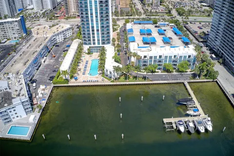 1945 S Ocean Dr # 901, Hallandale Beach FL 33009